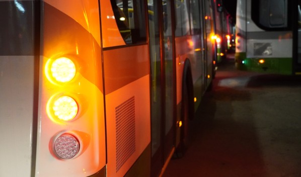 В центре Воронежа пассажирка автобуса №64 разбила голову во время резкого торможения