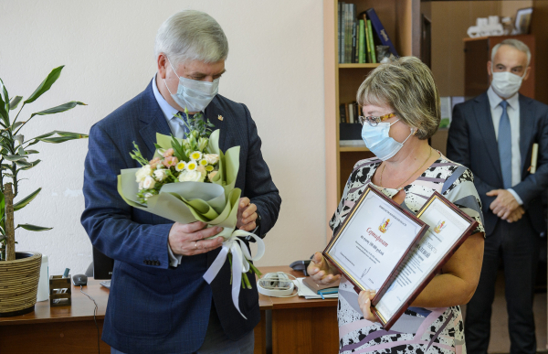 Губернатор Воронежской области посетил редакцию холдинга РИА &laquo;Воронеж&raquo;