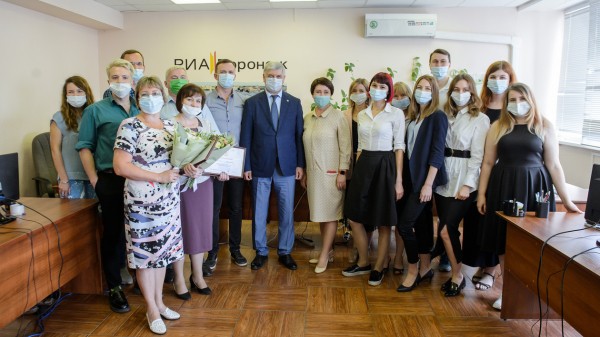 Губернатор Воронежской области посетил редакцию холдинга РИА &laquo;Воронеж&raquo;