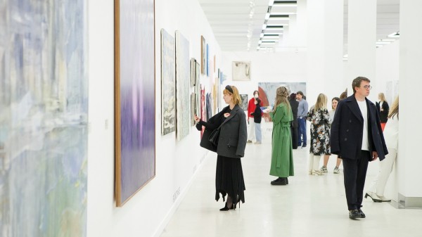 Не только любовь к искусству. Как &laquo;прозвучал&raquo; Воронеж на международной ярмарке Cosmoscow