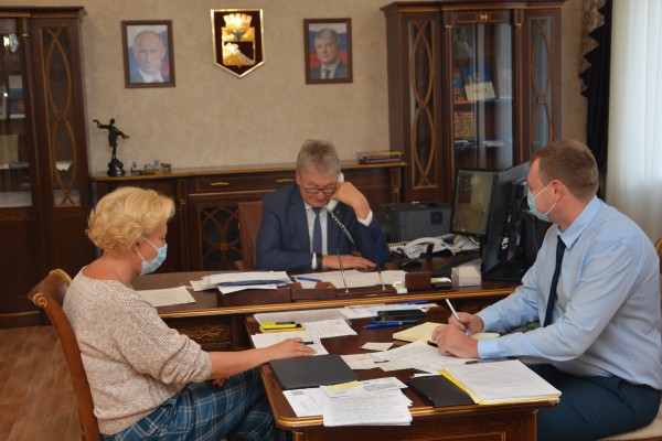 Спикер горДумы Владимир Ходырев поможет в вопросах благоустройства жителям Воронежа