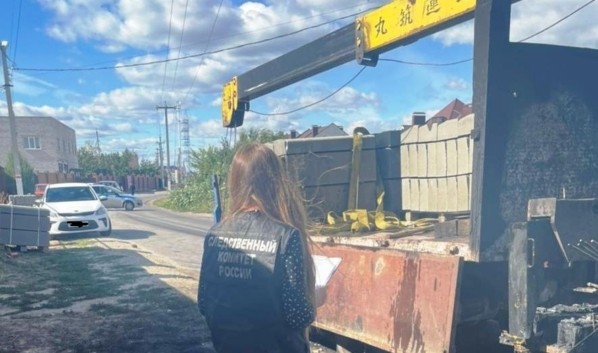 Под Воронежем 30-летнего дорожного рабочего убило током