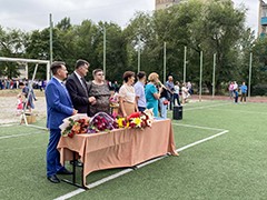 Вадим Кстенин поздравил школьников с Днем знаний