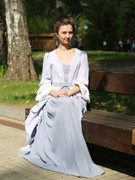 Платья петровской эпохи, авторскую живопись, цветы с каждого континента планеты, деревья с &laquo;золотыми&raquo; стволами и даже облака можно увидеть на выставке &laquo;Город &ndash; сад&raquo;