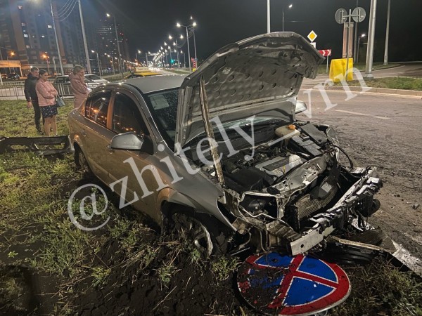 26-летняя автомобилистка устроила в Воронеже ДТП с двумя пострадавшими