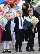 Вадим Кстенин поздравил школьников с Днем знаний