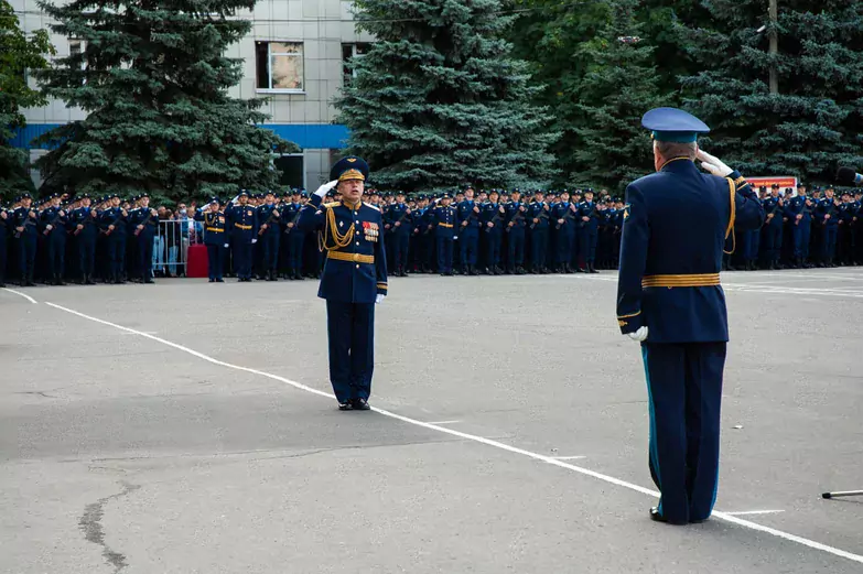 &laquo;Судьба авиации нам вручена&raquo;. В Воронеже 1-курсники Военно-воздушной академии приняли присягу