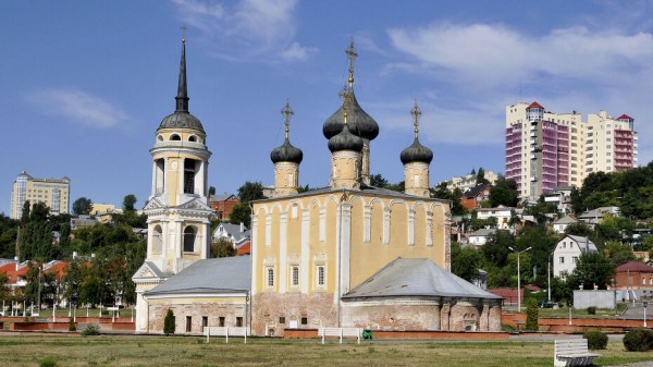 Жителей Воронежской области пригласили на бесплатные экскурсии в последнюю субботу лета