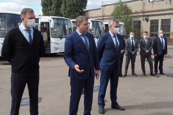 87 автобусов передали районам Воронежской области