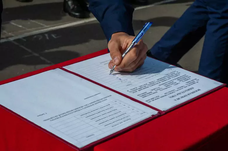 &laquo;Судьба авиации нам вручена&raquo;. В Воронеже 1-курсники Военно-воздушной академии приняли присягу