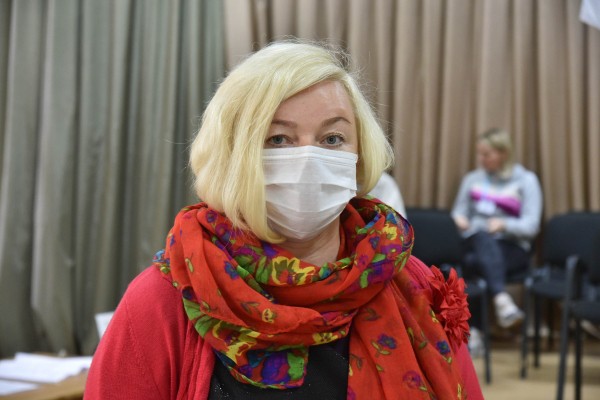 В масках и под камерами: как в Воронеже проходит первый день голосования