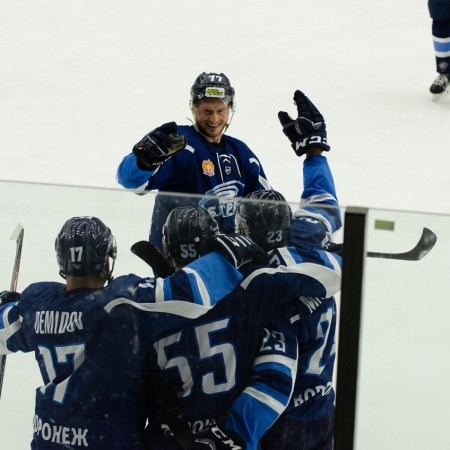 "Буран" одержал первую победу на домашнем льду Ко всем новостям