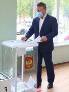Мэр Вадим Кстенин принял участие в голосовании на выборах депутатов Государственной Думы