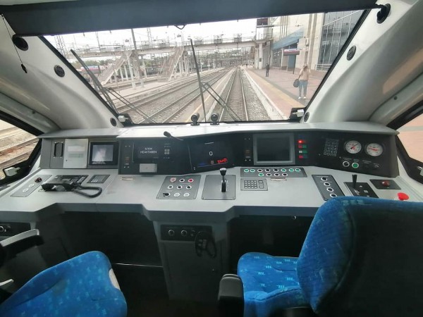 Первый рельсовый автобус из Воронежа прибыл в Белгород