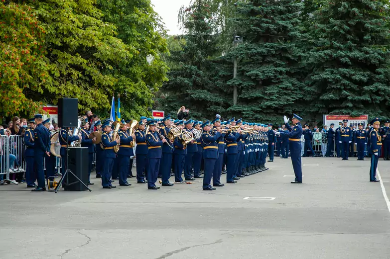 &laquo;Судьба авиации нам вручена&raquo;. В Воронеже 1-курсники Военно-воздушной академии приняли присягу