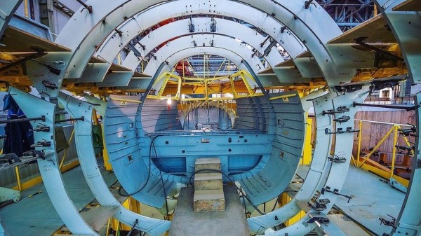 После крушения Ил-112В Воронежский авиазавод показал сборку 2 других экземпляров самолета