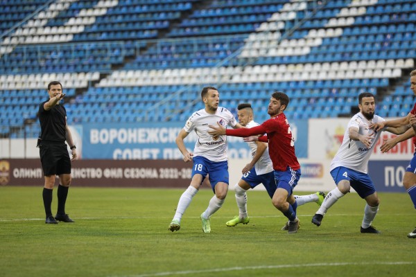 Воронежский &laquo;Факел&raquo; впервые с сентября 2020 года проиграл на домашнем поле