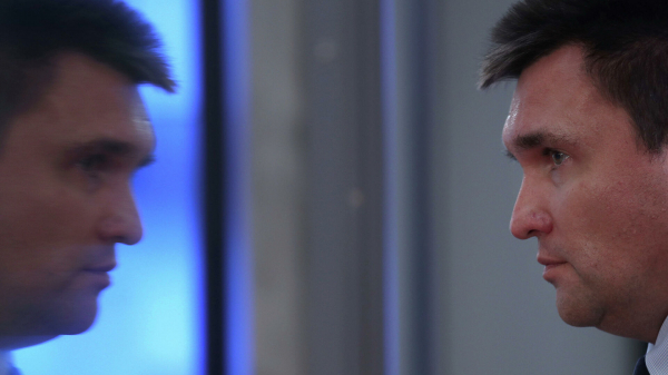 Экс-глава МИД Украины Климкин заявил о возможности "гибридного" мира с Россией