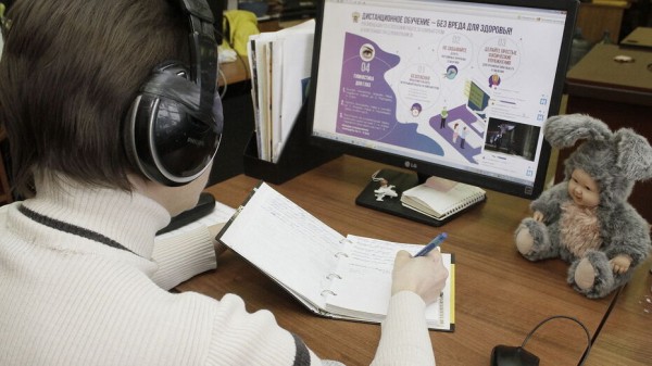 Всех школьников Воронежа отправят на дистанционное обучение с 12 октября