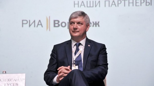 Александр Гусев вошел в пятерку самых упоминаемых глав регионов в telegram-каналах