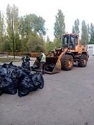 В районах города проходят субботники