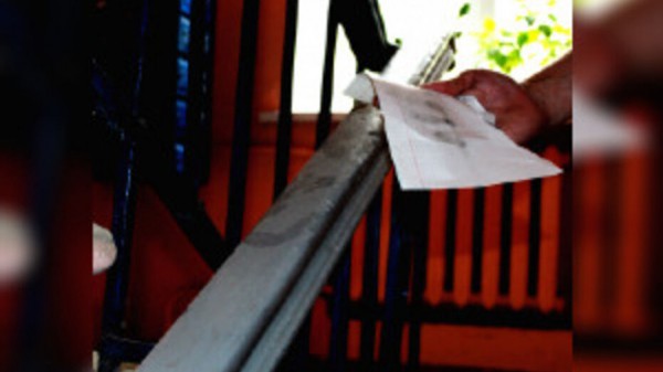 Воронежскую УК осудили за пыль в подъезде многоэтажки