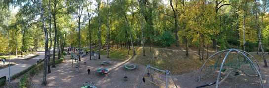 В воронежских парках и скверах продолжаются работы по благоустройству