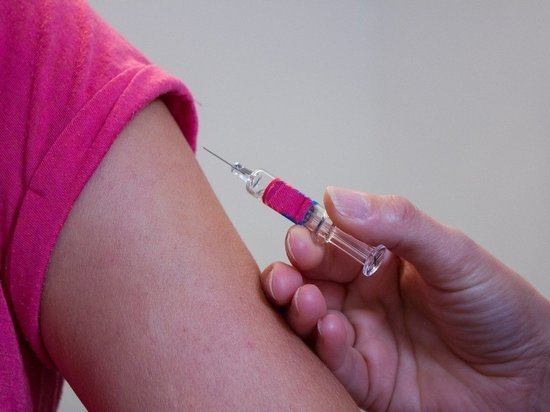 &laquo;Врачей-антипрививочников нужно лишать дипломов&raquo;, &ndash; считает воронежский врач-инфекционист