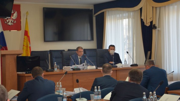 Повышение платы за ЖКХ и расселение из аварийного жилья. Что решили воронежские депутаты