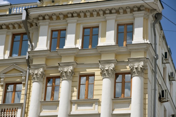 Легенды Воронежа. Коммерческий банк, ставший Дворцом бракосочетания