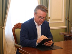 Мэр Вадим Кстенин: &laquo;Призываю всех горожан принять участие в переписи&raquo;