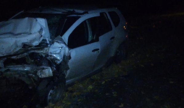 Под Воронежем водитель погиб в столкновении на &laquo;встречке&raquo; двух Renault Duster