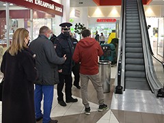 В Воронеже продолжаются ежедневные усиленные рейды по соблюдению масочного режима
