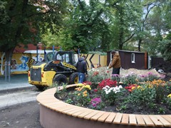 Вадим Кстенин: &laquo;Благоустройство Никитинского сквера будет завершено досрочно&raquo;