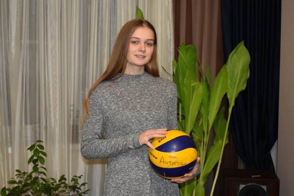 Работа 24/7 без отпусков и выходных. Как живут современные воронежские многодетные матери