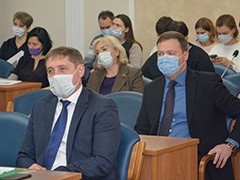 В городской Думе прошли публичные обсуждения проекта бюджета городского округа на 2022 год и на плановый период 2023 и 2024 годов