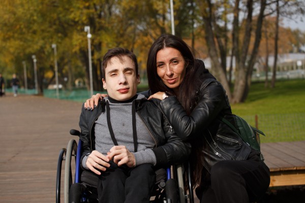 &laquo;Сын научил любить жизнь&raquo;. Как сильные воронежские мамы воспитывают особенных детей