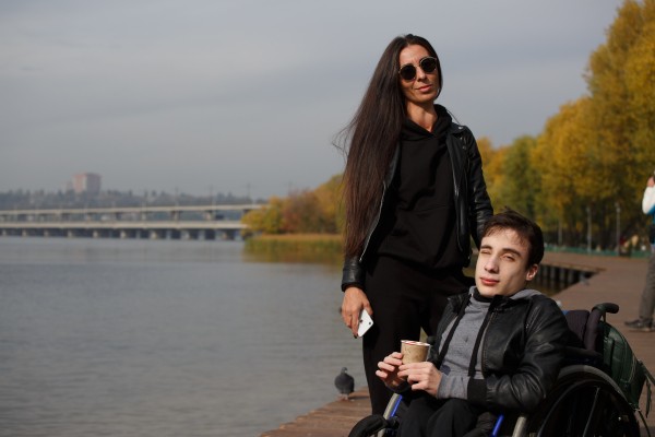 &laquo;Сын научил любить жизнь&raquo;. Как сильные воронежские мамы воспитывают особенных детей