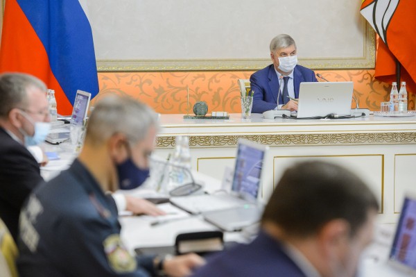 Воронежский губернатор призвал вводить особый противопожарный режим раньше