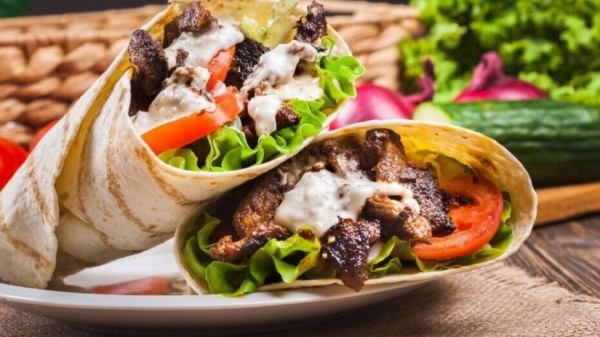 В Воронеже из-за антисанитарии закрыли точку с шаурмой