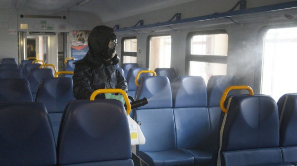 В Госдуму внесли законопроект об обязательных QR-кодах в поездах и самолетах