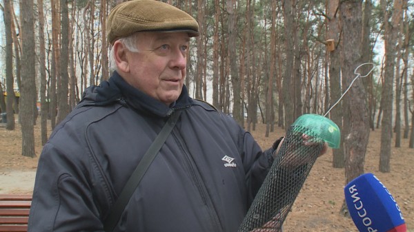 В воронежском парке &laquo;Дельфин&raquo; установили смарт-кормушки для белок и птиц