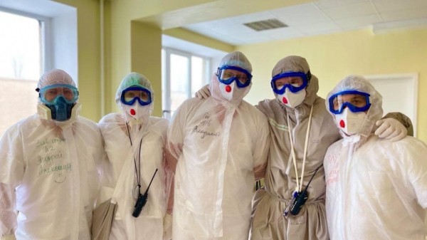 &laquo;Изменилось абсолютно все&raquo;. Как живут врачи из &laquo;красной&raquo; зоны воронежской больницы