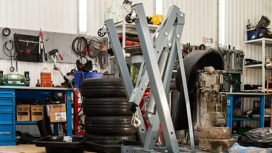 Автосервис самовольно захватил 1,6 тыс &laquo;квадратов&raquo; у воронежской школы