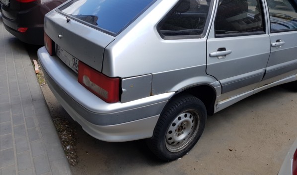 Воронежский угонщик пошел домой спать, когда чужая легковушка вдруг заглохла