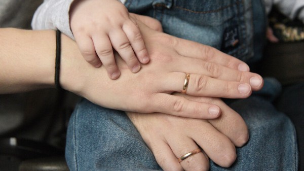 На детские выплаты направили дополнительные 13,8 млрд рублей