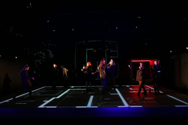 Между междометиями. Воронежский Камерный театр показал премьеру драмы &laquo;Ребенок&raquo;