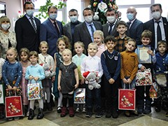 В Левобережном районе завершился конкурс &laquo;Украшения для новогодней елки&raquo;