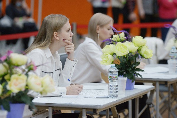 Акробатический перформанс. В Воронеже состоялись соревнования по чир-спорту