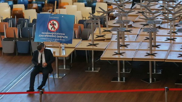 В Воронежской области продлили на новогодние каникулы запрет на работу фудкортов